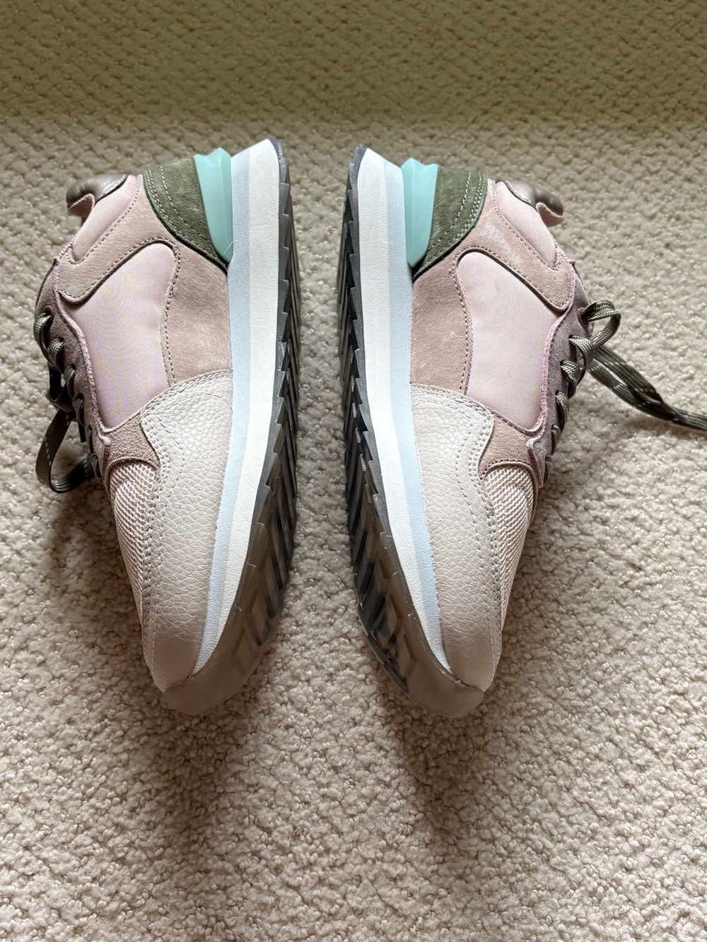 Women's Hoff’s Pink Casual Running Sneakers